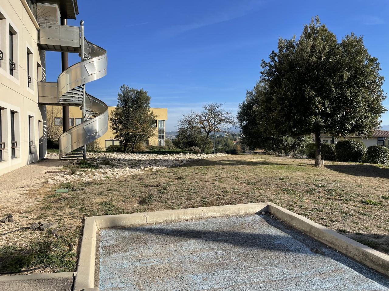 Bureau Aix-en-Provence 2000m² Location bureau Aix-en-Provence Bouches-du-Rhône OLBUR2419797 1